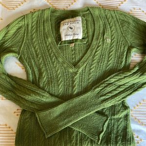 Green Cable knit Abercrombie and Fitch sweater